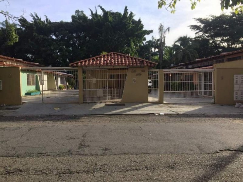 Foto Casa en Venta en VALENCIA, Valencia, Carabobo - U$D 45.000 - CAV145744 - BienesOnLine