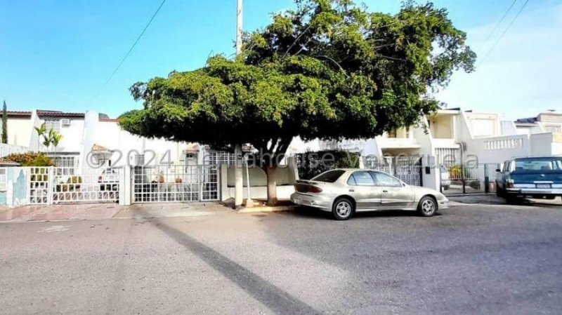 Foto Casa en Venta en Maracaibo, Zulia - U$D 25.000 - CAV229297 - BienesOnLine