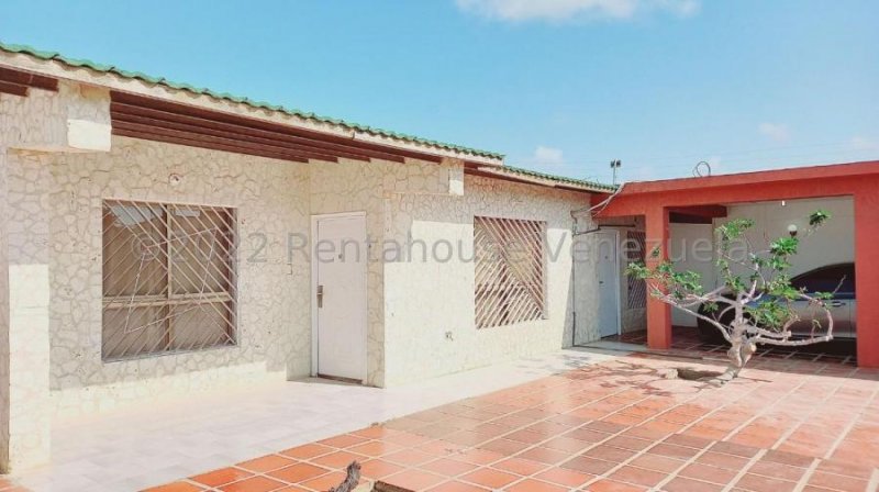 Foto Casa en Venta en punto fijo, Punto Fijo, Falcón - U$D 40.000 - CAV169159 - BienesOnLine