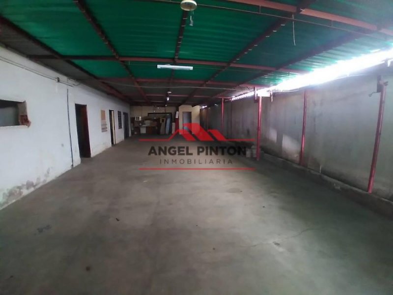 CASA COMERCIAL ALQUILER AV INTERCOMUNAL CIUDAD OJEDA API 3658