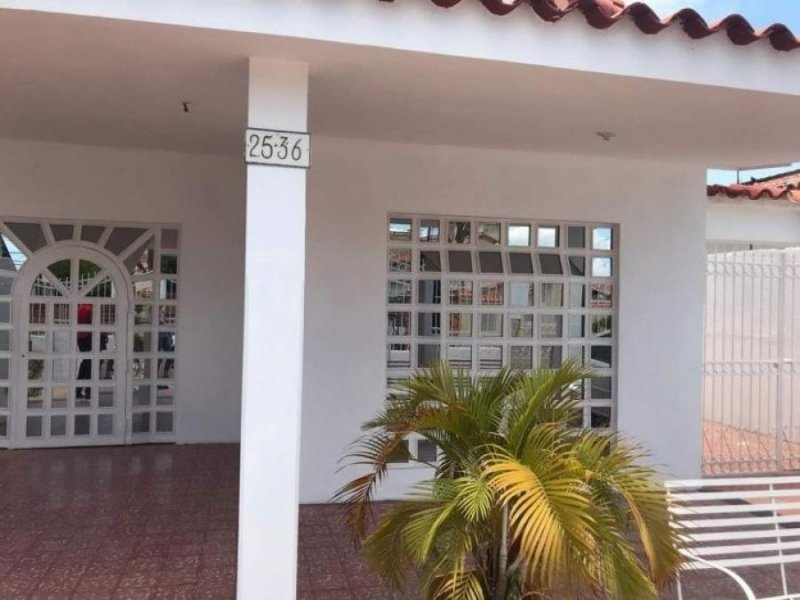 Foto Casa en Alquiler en SUCRE, Maracaibo, Zulia - U$D 300 - CAA129949 - BienesOnLine