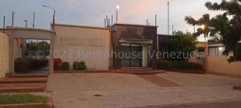 Foto Casa en Alquiler en Maracaibo, Zulia - U$D 1.000 - CAA223992 - BienesOnLine