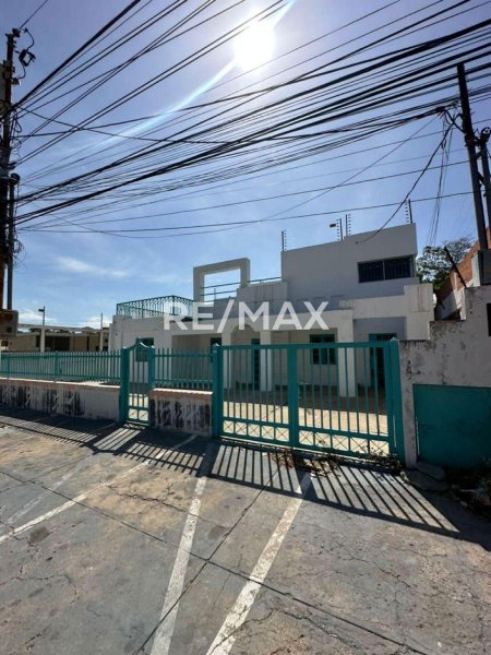 Foto Local en Alquiler en Maracaibo, Zulia - U$D 600 - LOA229668 - BienesOnLine