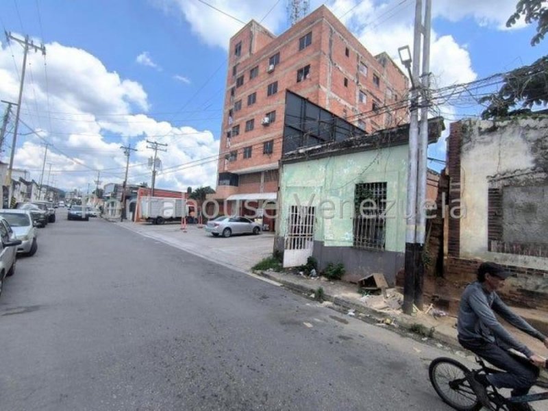 Foto Casa en Venta en Valencia, Carabobo - U$D 25.000 - CAV239136 - BienesOnLine