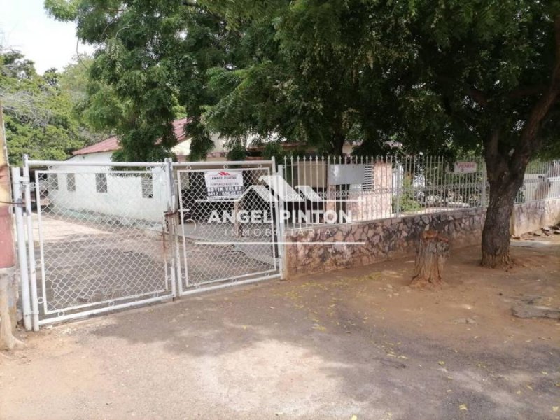 Foto Casa en Venta en Maracaibo, Zulia - U$D 30.000 - CAV245917 - BienesOnLine