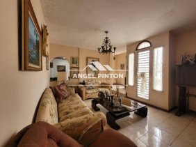 CASA COMERCIAL EN VENTA Y ALQUILER ZONA NORTE MARACAIBO API 7174 JANETTE PEREZ