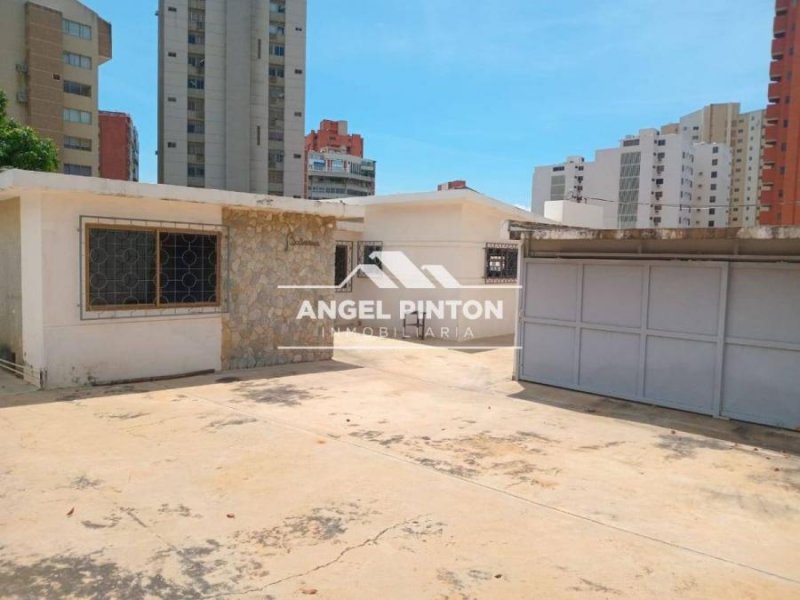 Foto Casa en Venta en Maracaibo, Zulia - U$D 100.000 - CAV242629 - BienesOnLine