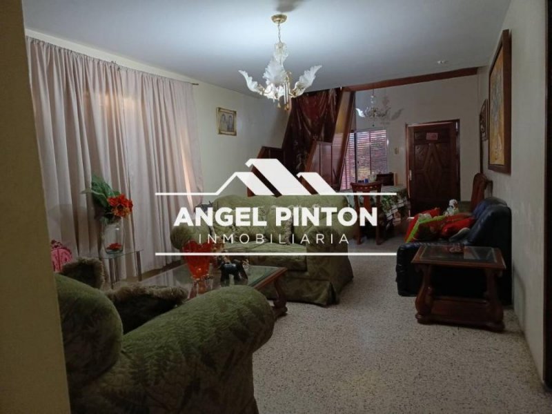 CASA COMERCIAL VENTA / ALQUILER TIERRA NEGRA MARACAIBO API 6862