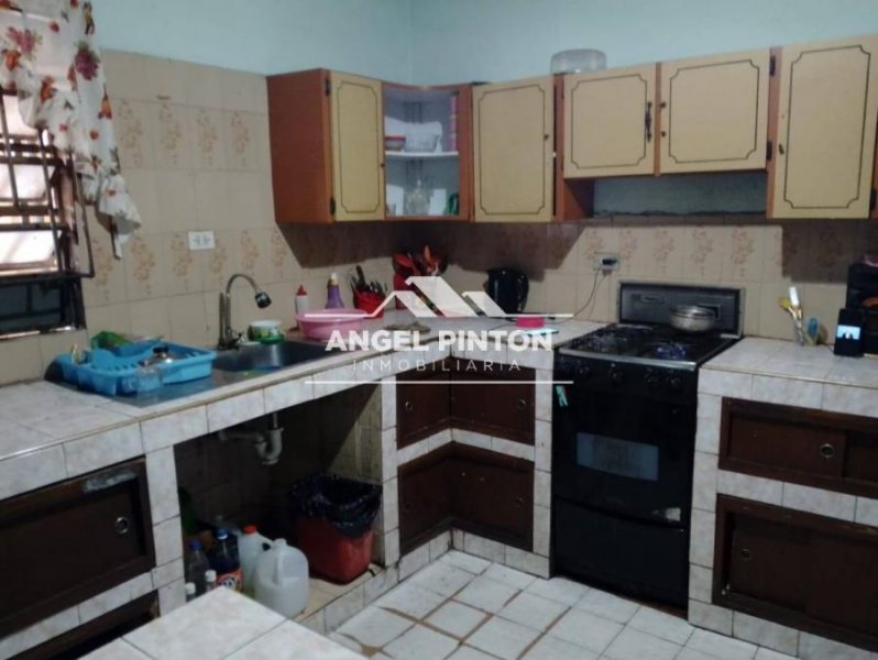 Foto Casa en Venta en Maracaibo, Zulia - U$D 350 - CAV241093 - BienesOnLine