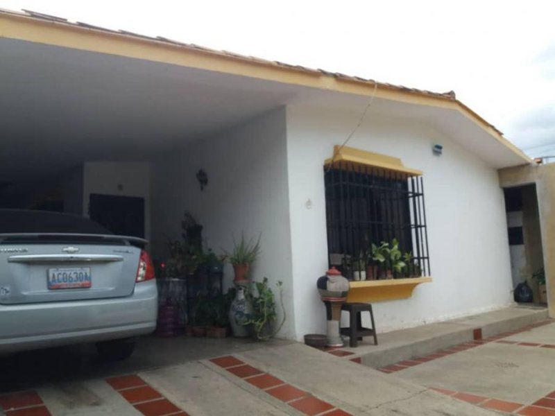 Foto Casa en Venta en San Diego, San Diego, Carabobo - U$D 110.000 - CAV202943 - BienesOnLine