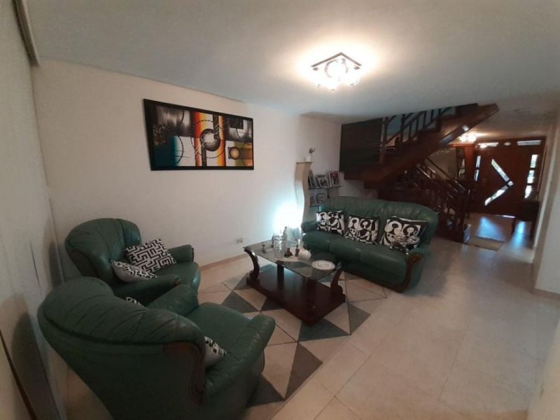 Foto Casa en Venta en Lechería, Anzoátegui - U$D 130.000 - CAV209225 - BienesOnLine