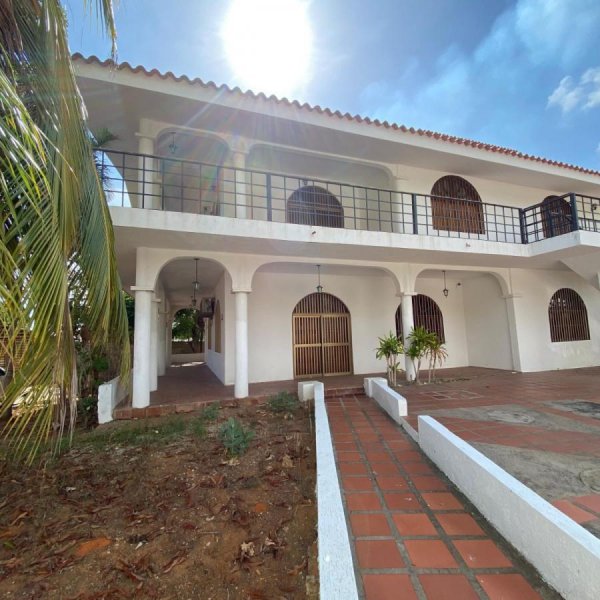 Casa en Venta en Guacuco. La Asunción, Nueva Esparta