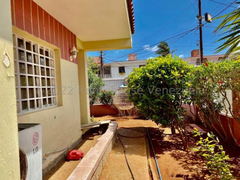 Foto Casa en Venta en punto fijo, Punto Fijo, Falcón - U$D 115.000 - CAV172192 - BienesOnLine