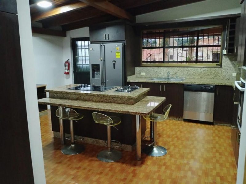 Foto Casa en Alquiler en EL TRIGAL NORTE, EL TRIGAL NORTE, Carabobo - U$D 850 - CAA234938 - BienesOnLine