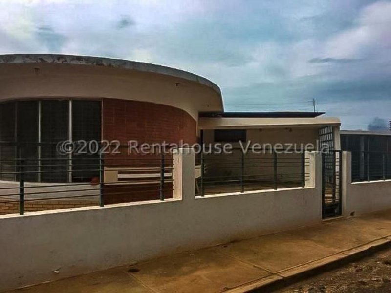 Foto Casa en Venta en punto fijo, Punto Fijo, Falcón - U$D 45.000 - CAV168477 - BienesOnLine