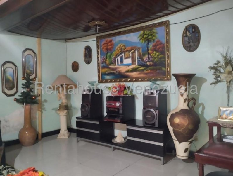 Casa (Duplex) en Venta en Centro, Falcon MLS #25-16987 GR 