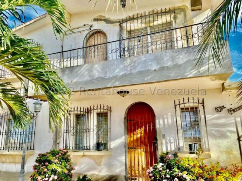 Casa (Duplex) en Venta en Santa Irene, Falcon MLS #25-3073 GR 
