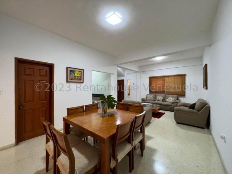 Casa (Duplex) en Venta en Sector San Bosco, Falcon MLS #25-7902 GR