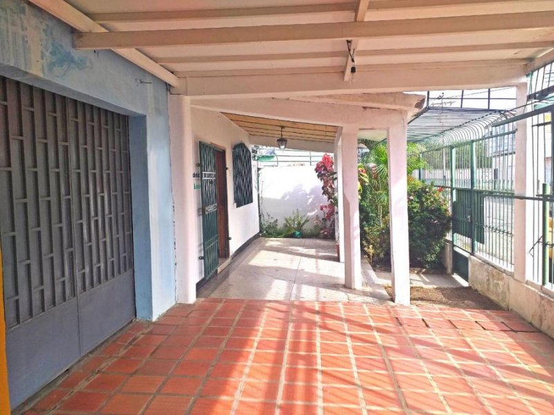 Foto Casa en Alquiler en Centro, Coro, Falcón - U$D 500 - CAA240369 - BienesOnLine