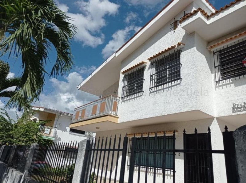 Foto Casa en Alquiler en Trigal Norte, Valencia, Carabobo - U$D 300 - CAA141533 - BienesOnLine