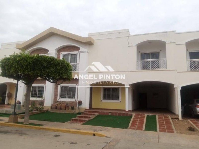 Foto Casa en Alquiler en Zona Norte, Maracaibo, Zulia - U$D 600 - CAA220990 - BienesOnLine