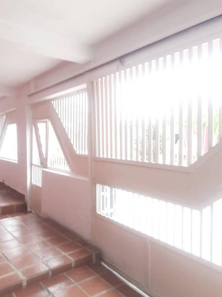 Foto Casa en Venta en Paraparal Buenaventura, Los Guayos, Carabobo - U$D 12.000 - CAV217165 - BienesOnLine