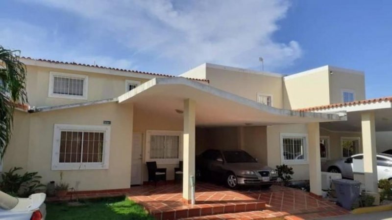 Foto Casa en Venta en monte bello, Zulia - U$D 39.999 - CAV125293 - BienesOnLine