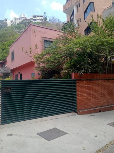 Casa en Caracas Urb. Las Mercedes EN VENTA