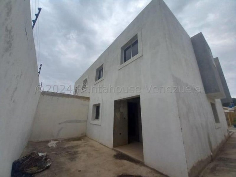 Foto Casa en Venta en Coro, Falcón - U$D 27.000 - CAV232257 - BienesOnLine