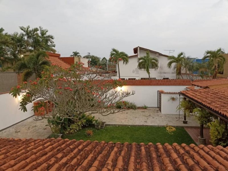 Foto Casa en Venta en San José, Valencia, Carabobo - U$D 270.000 - CAV178003 - BienesOnLine