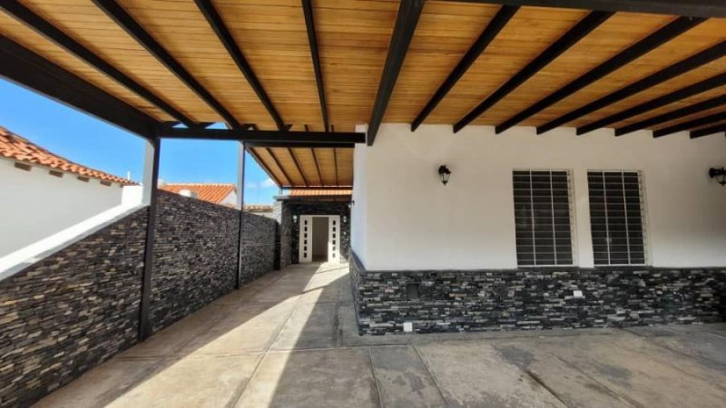 Foto Casa en Venta en San Diego, Carabobo - U$D 49.950 - CAV214644 - BienesOnLine