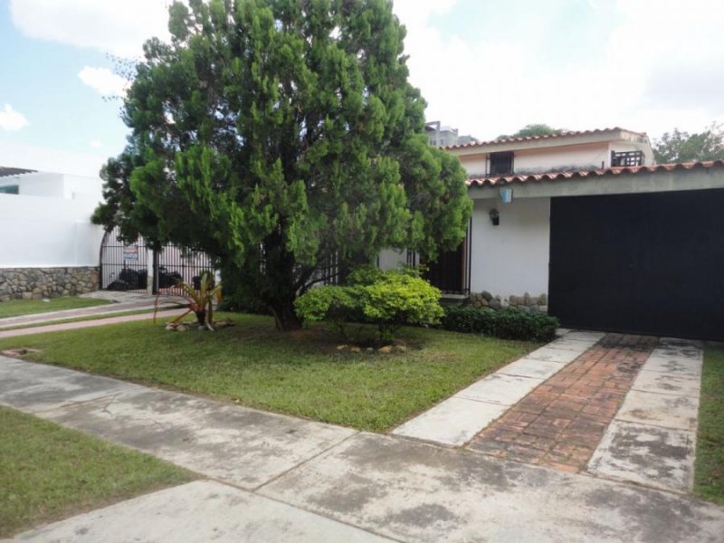 Casa en Venta en La Viña Valencia, Carabobo