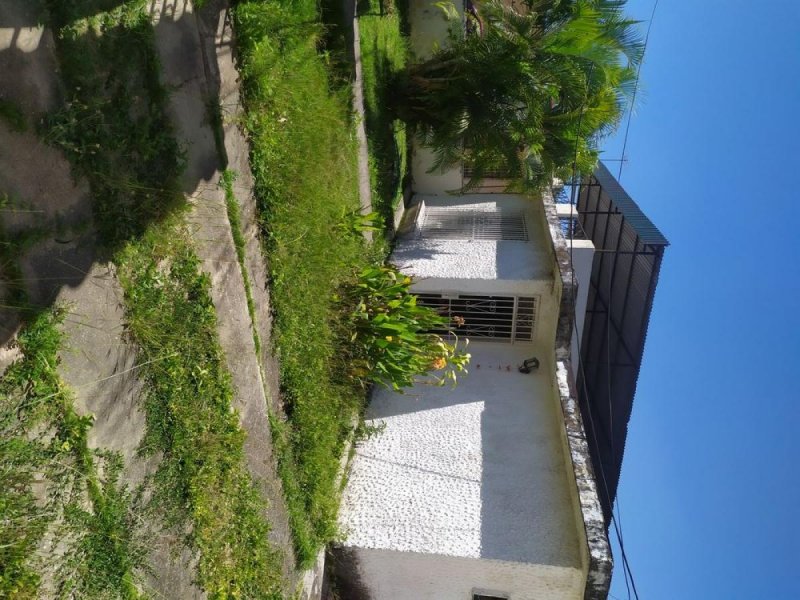 Foto Casa en Venta en Valencia, Carabobo - U$D 12.000 - CAV148096 - BienesOnLine