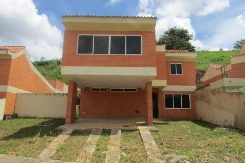 Foto Casa en Venta en VALENCIA, LOMAS DEL COUNTRY, Carabobo - U$D 250 - CAV192354 - BienesOnLine