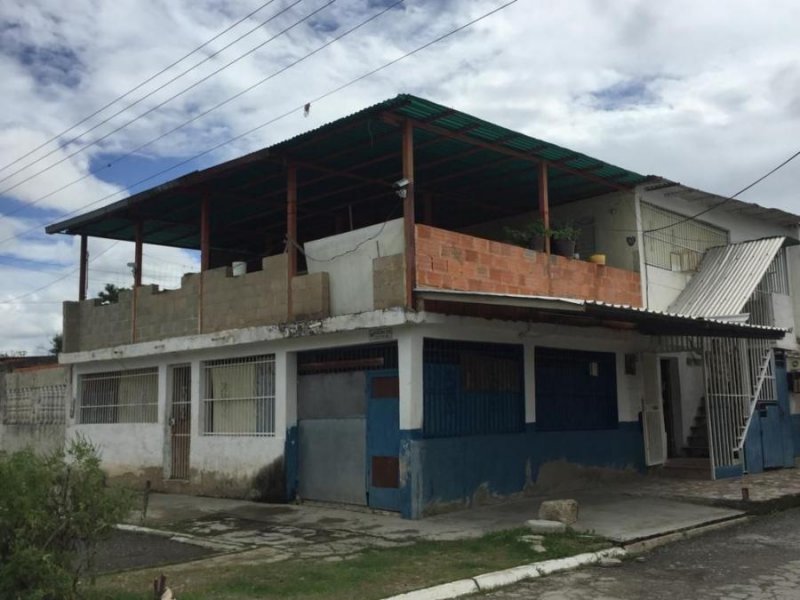 Foto Casa en Venta en Los Guayos, Los Guayos, Carabobo - BsF 11.000 - CAV119698 - BienesOnLine