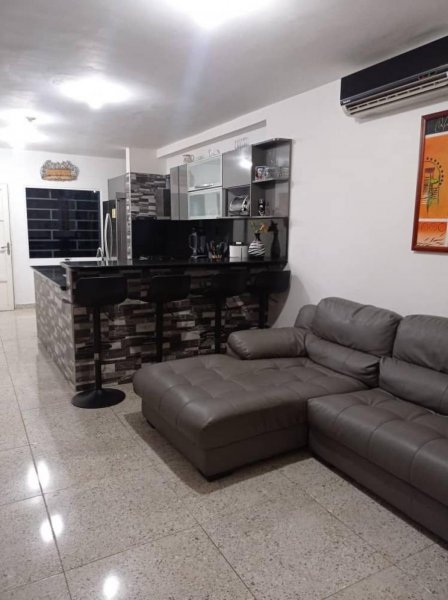 Casa en Venta en SAN DIEGO Sector Hacienda higuerote Via UAM, Carabobo