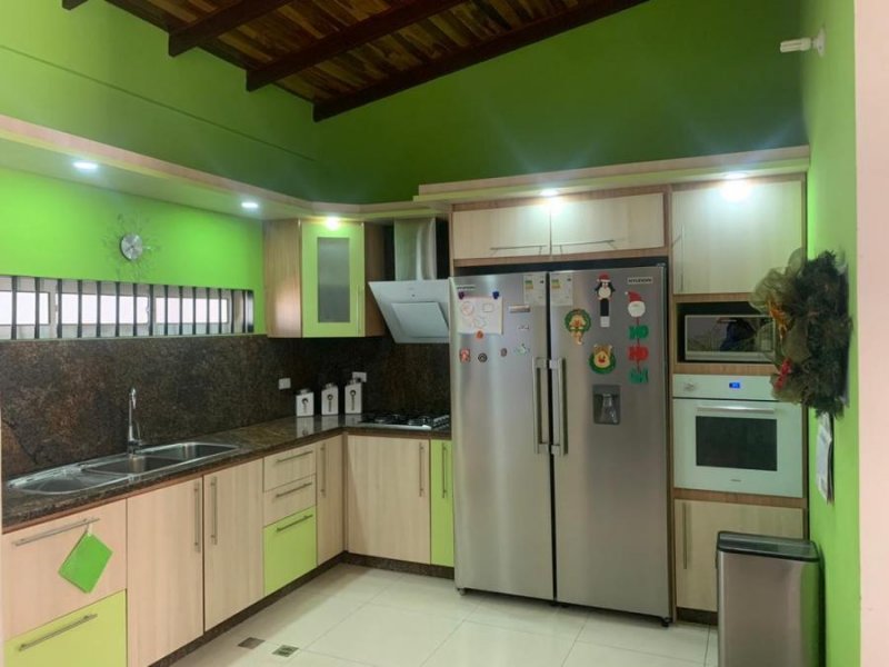 Foto Casa en Venta en Carirubana, Punto Fijo, Falcón - U$D 27.000 - CAV140940 - BienesOnLine