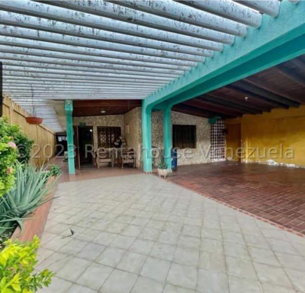 Foto Casa en Venta en Carirubana, Punto Fijo, Falcón - U$D 32.000 - CAV222252 - BienesOnLine