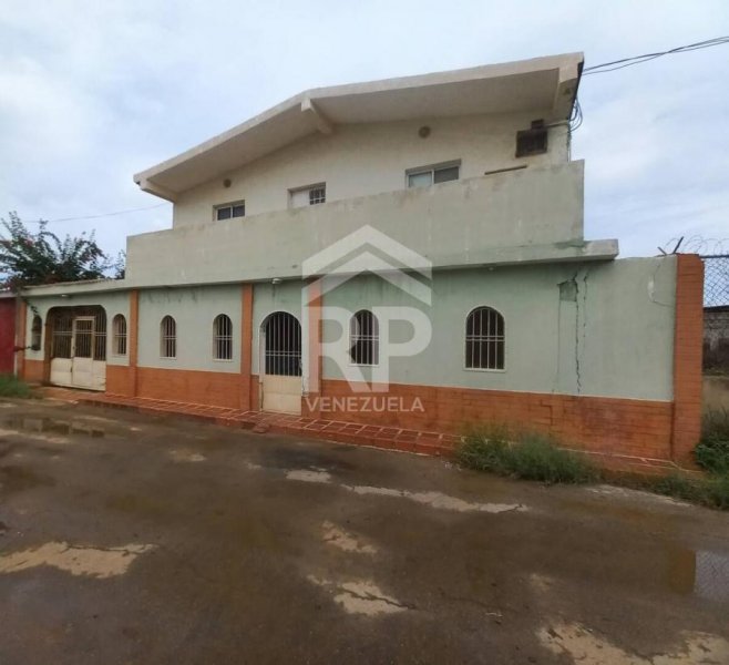 Foto Casa en Venta en Punto Fijo, Falcón - U$D 17.900 - CAV220238 - BienesOnLine