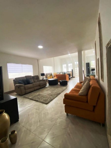 Foto Casa en Venta en Valencia, Valencia, Carabobo - U$D 135.000 - CAV208362 - BienesOnLine