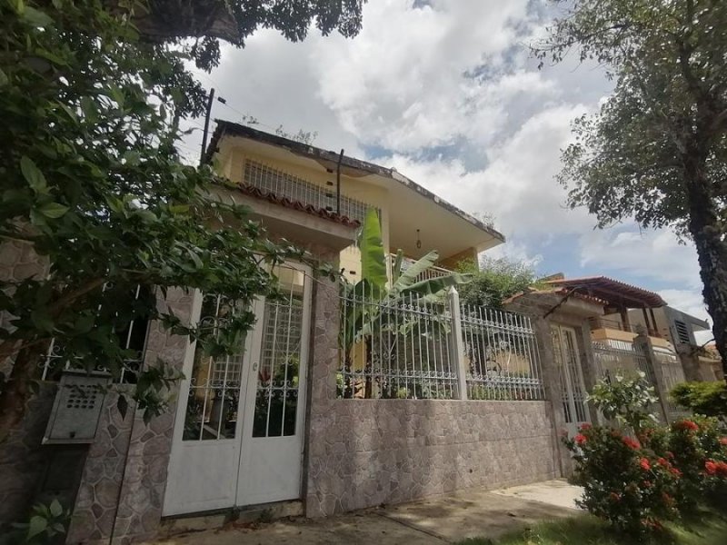 Foto Casa en Venta en Valencia, Carabobo - U$D 49.000 - CAV210018 - BienesOnLine