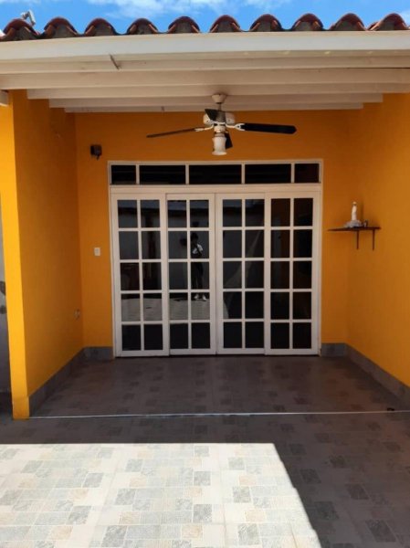 Foto Casa en Venta en San Joaquín, Carabobo - U$D 15.000 - CAV176862 - BienesOnLine
