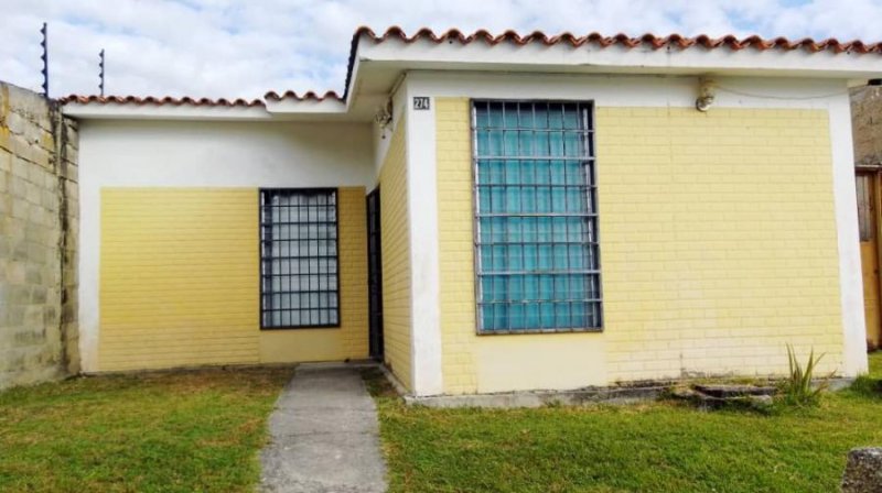 Casa en Venta en Urb.las gardenias Valencia, Carabobo