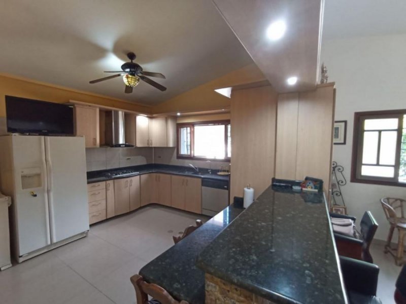 Foto Casa en Venta en valle de camoruco, Carabobo - U$D 100.000 - CAV186812 - BienesOnLine