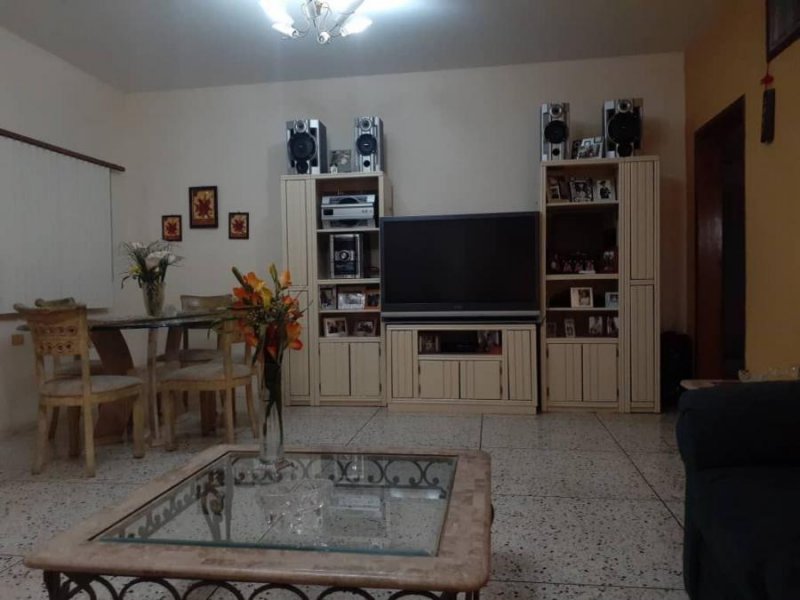 Foto Casa en Venta en Ciudad Ojeda, Zulia - U$D 24.000 - CAV235109 - BienesOnLine