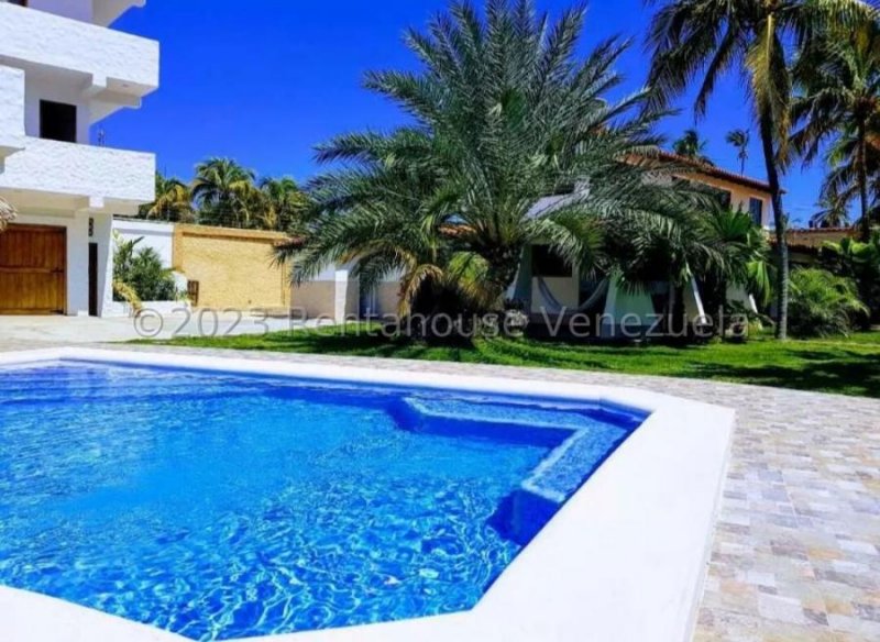 Casa en Venta en Playa norte Chichiriviche, Falcón