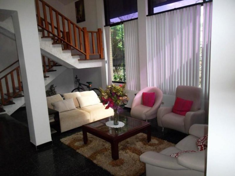 Foto Casa en Venta en Altos de guataparo, Valencia, Carabobo - U$D 195.000 - CAV140724 - BienesOnLine