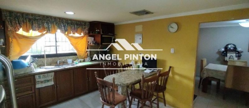 Foto Casa en Venta en Maracaibo, Zulia - U$D 16.000 - CAV243821 - BienesOnLine