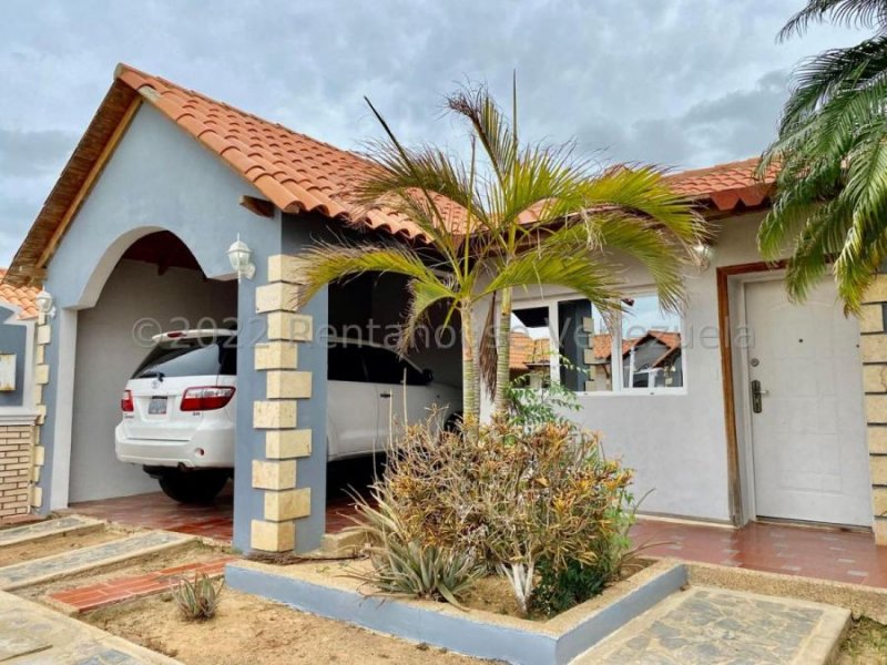 Foto Casa en Venta en punto fijo, Punto Fijo, Falcón - U$D 50.000 - CAV171803 - BienesOnLine