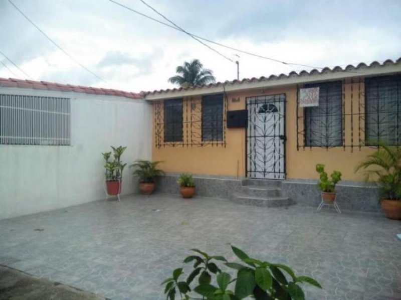 Foto Casa en Venta en Cabudare, Lara - BsF 11.500 - CAV108580 - BienesOnLine